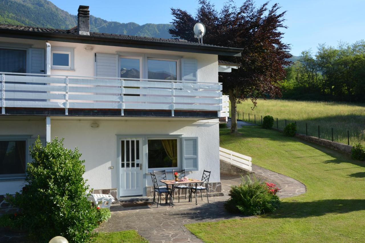 Appartamento Casa Del Sole 4 Colico Esterno foto